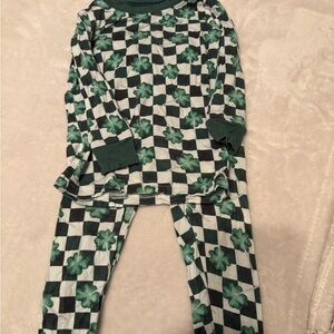 Kids Pajama Set with Green Clover Checkered Pattern